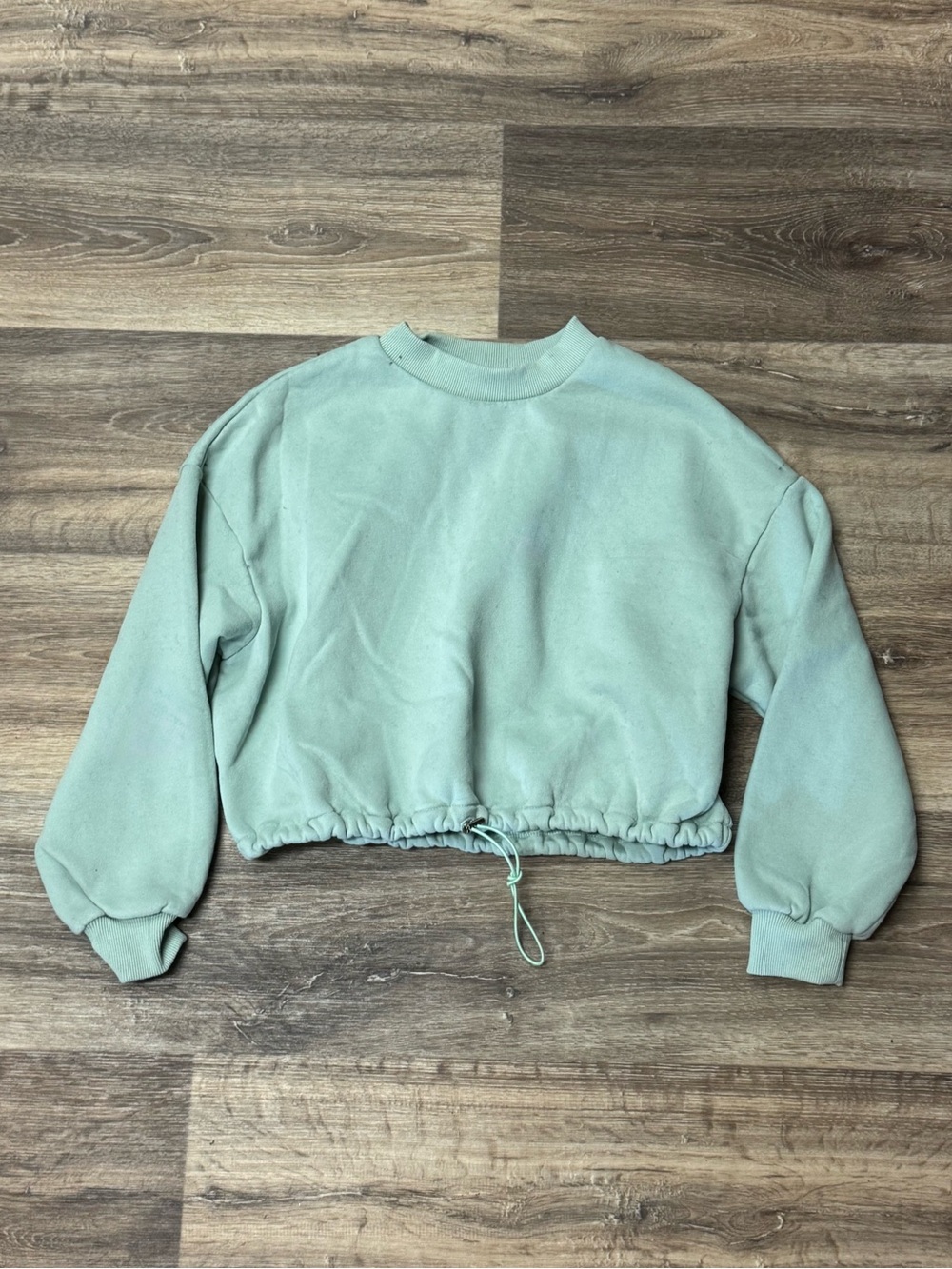 Princess Polly Mint Green Cropped Crewneck Sweatshirt Women’s Small/Medium